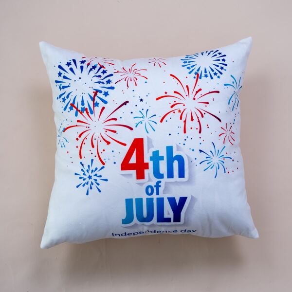 

Letter Graphic Independence Day Cushion Cover Without Filler, Multicolor