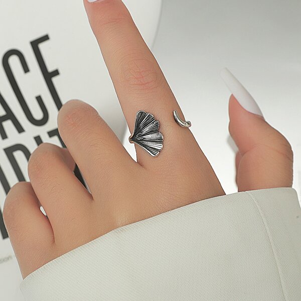 

1pc Cuff Ring, Antique silver