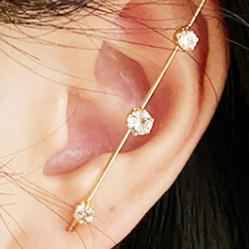 

1pc Rhinestone Ear Cuff, Gold