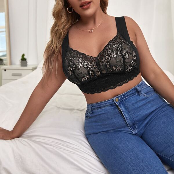 

Plus Contrast Lace Scallop Trim Bralette, Black