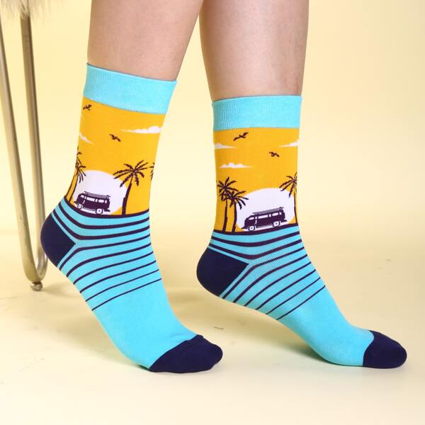 

Coconut Tree Print Crew Socks, Multicolor