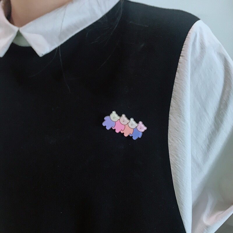

Cartoon Bear Decor Brooch, Multicolor