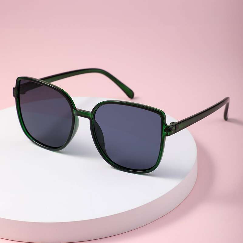 

Square Frame Sunglasses