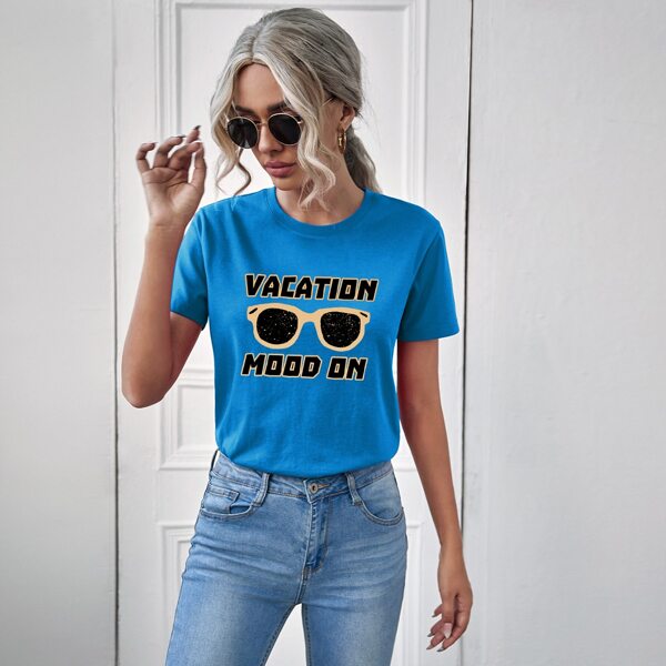 

Sunglasses & Slogan Graphic Tee, Blue