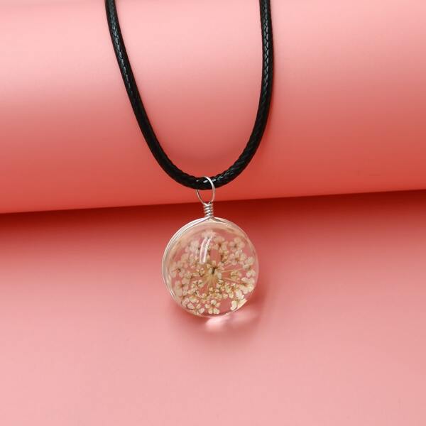

Girls Resin Pendant Necklace, White