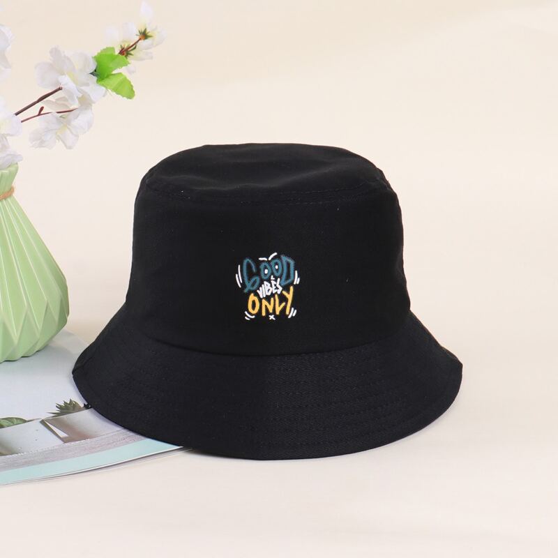 

Guys Letter Graphic Bucket Hat, Black