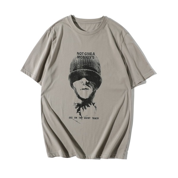 

Men Figure & Slogan Graphic Tee, Grey