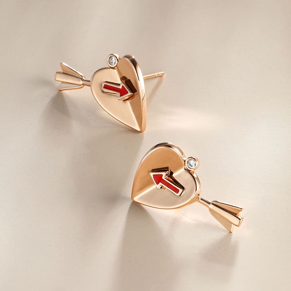 

Heart Design Earrings, Gold