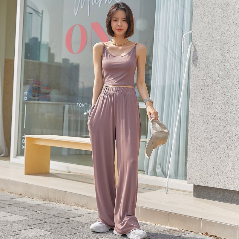 

Solid Cami Top & Slant Pocket Pants, Dusty purple