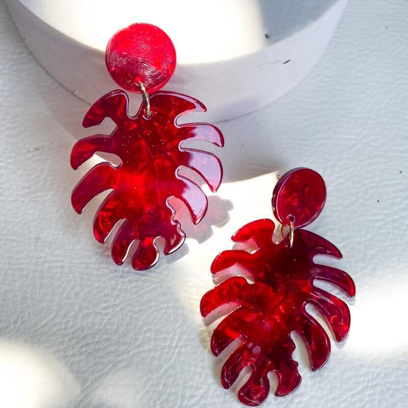 

Leaf Design Drop Earrings, Red
