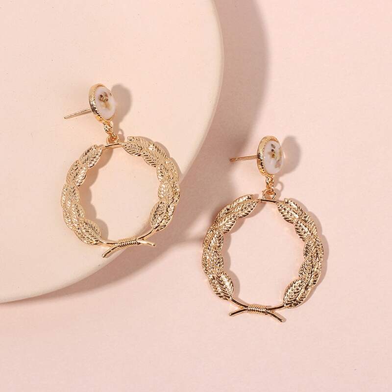 

Leaf Drop Earrings, Gold