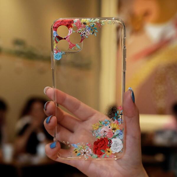 

Flower Pattern Clear Phone Case