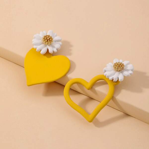 

Heart & Flower Decor Drop Earrings, Yellow