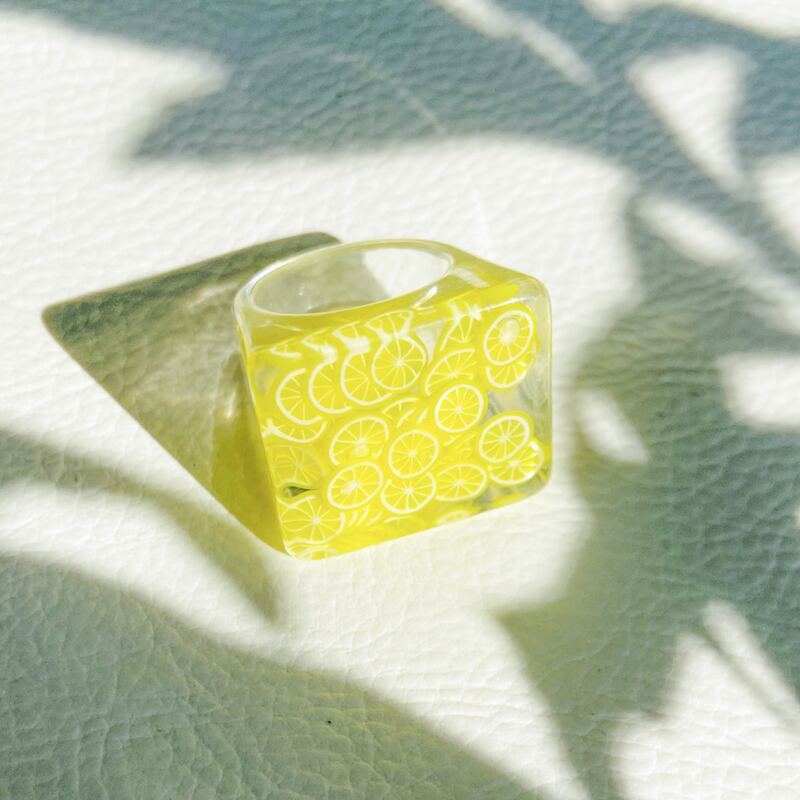 

1pc Resin Ring, Yellow