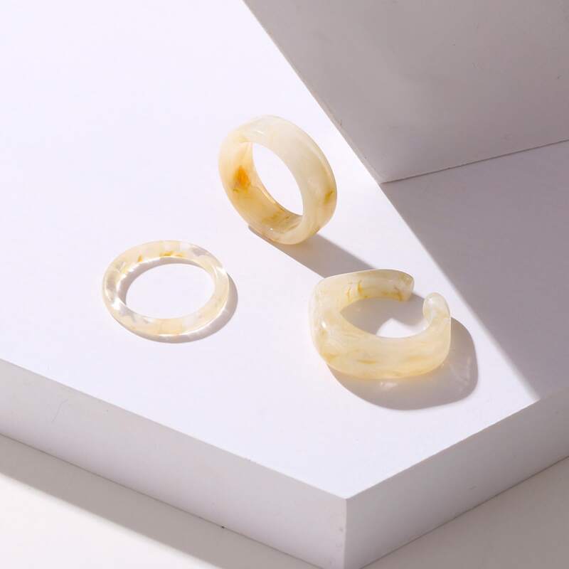 

3pcs Clear Resin Ring, Beige