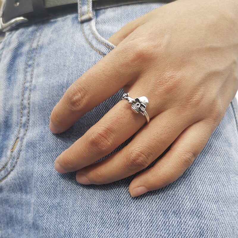 

Skull Decor Ring, Silver