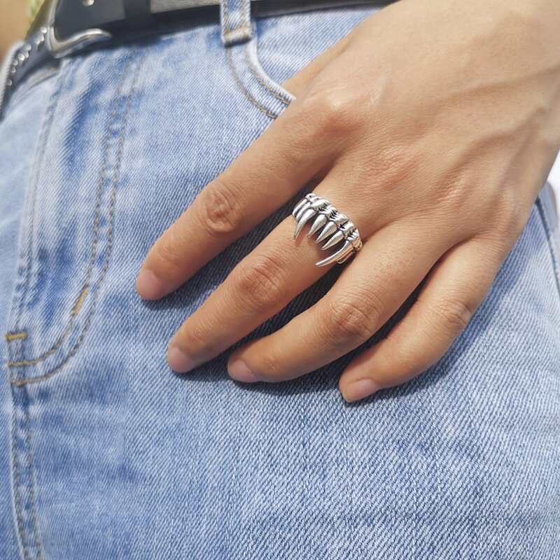 

Teeth Design Ring, Silver