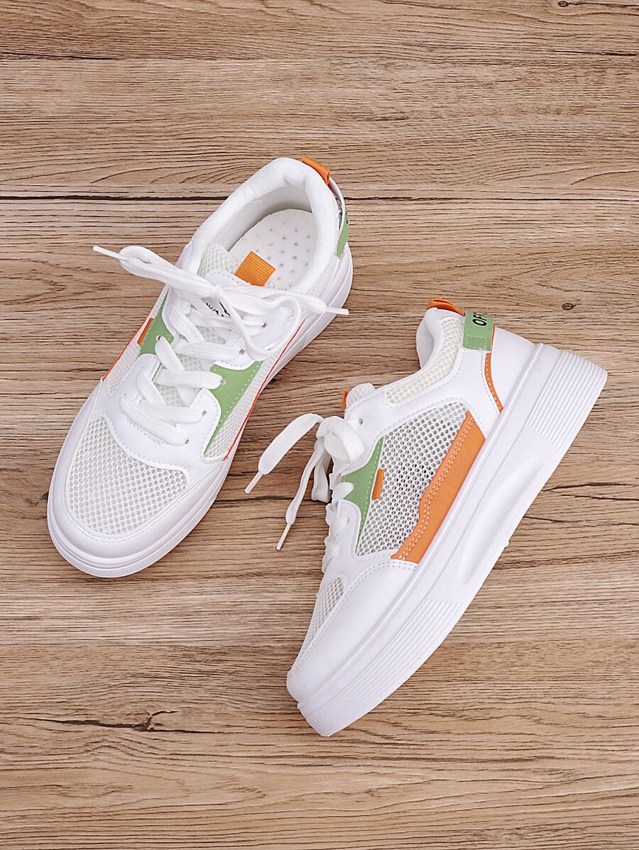 Sneakers mit Mesh Einsatz - Weiss - Übersicht 1