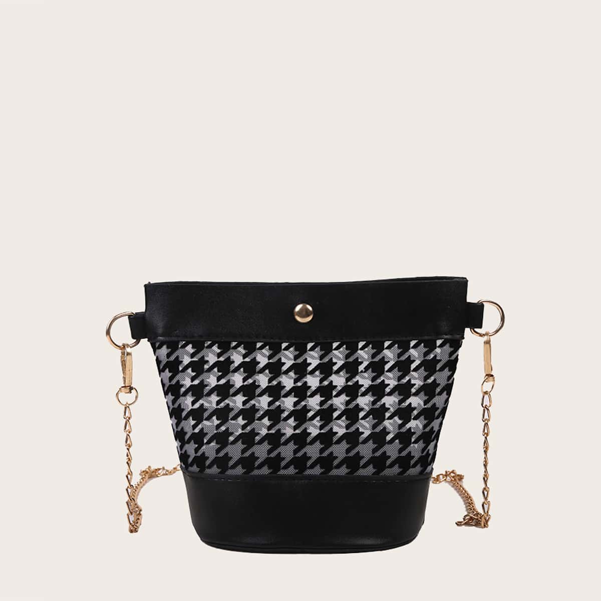 

Houndstooth Chain Bucket Bag, Black and white