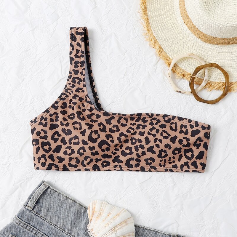 

Leopard Print One Shoulder Bikini Top, Multicolor