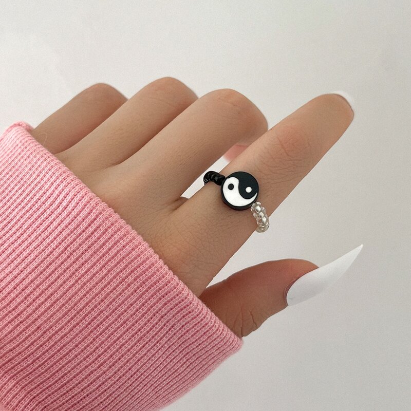 

Yin & Yang Detail Beaded Ring, Black and white