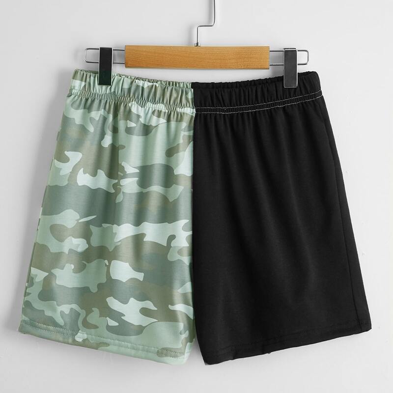 

Contrast Camo Shorts, Multicolor