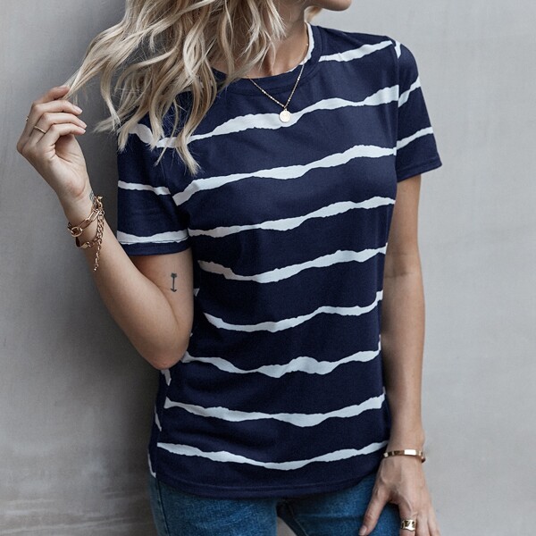

Irregular Striped Crew Neck Tee, Navy blue