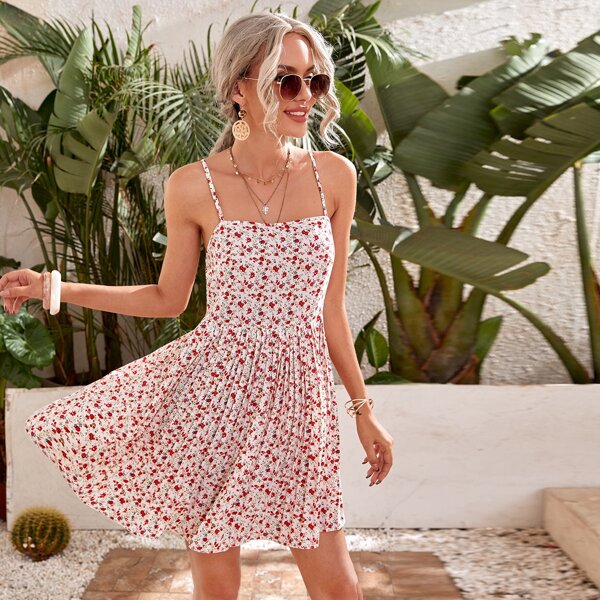 

Ditsy Floral Print Pleated Cami Dress, Multicolor