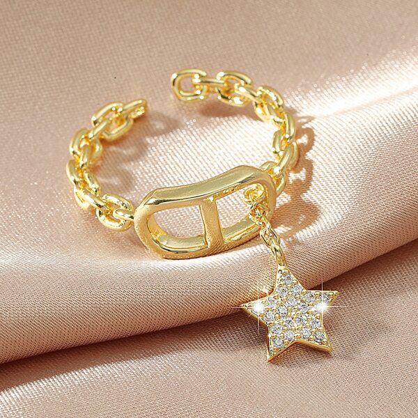 

Rhinestone Star Charm Ring, Gold