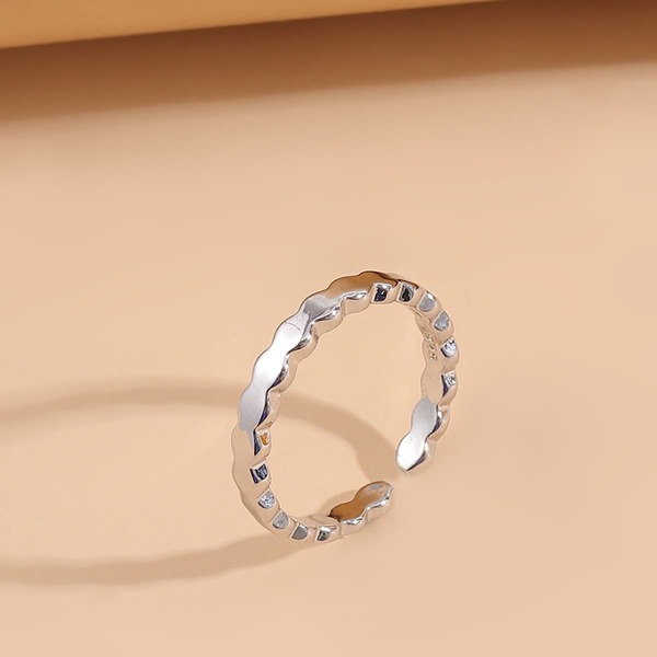 

Solid Cuff Ring, Silver