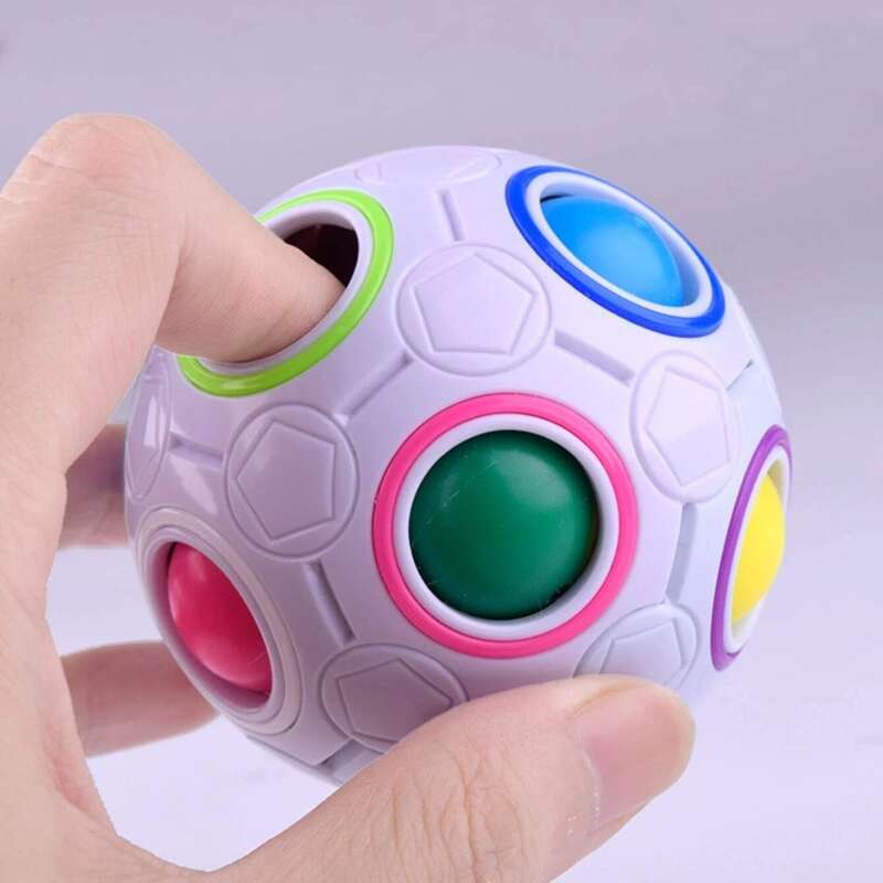 

1pc Random Ball Stress Relief Toy, Multicolor