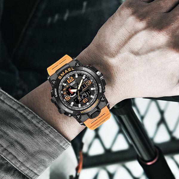 

Men Dual Display Rubber Strap Watch