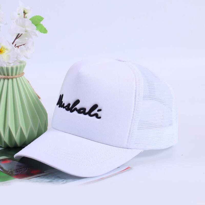

Guys Letter Graphic Embroidery Baseball Cap, Black and white