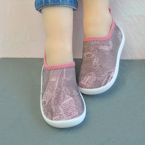 

Toddler Girls Letter Graphic Slip On Running Shoes, Pink