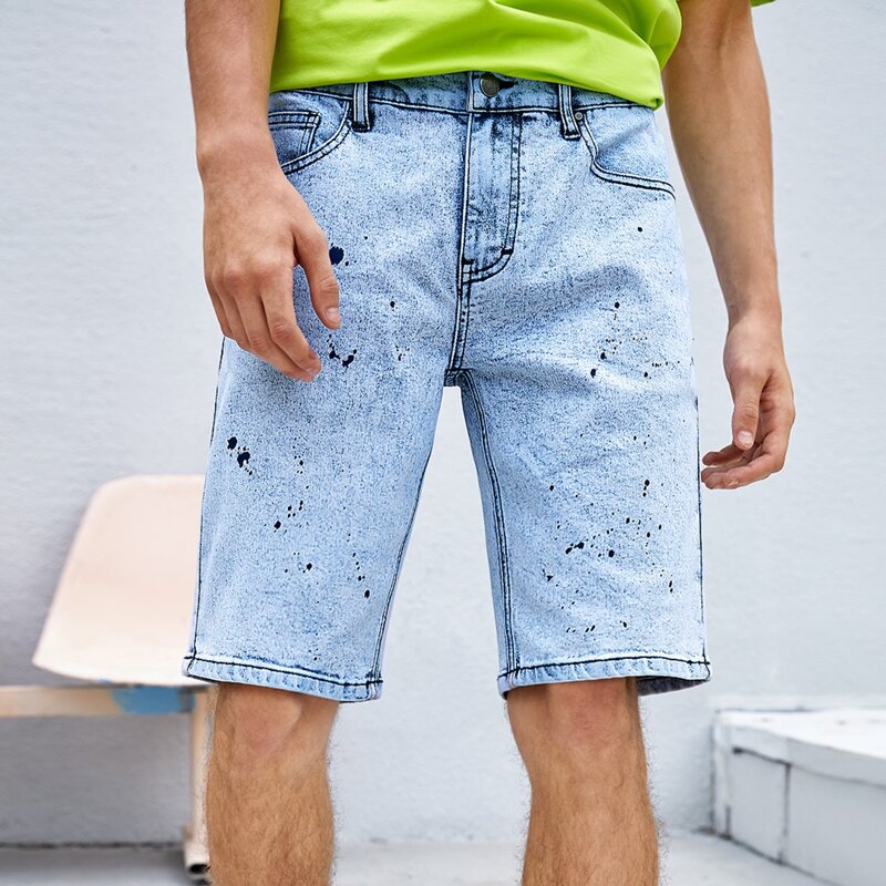 

Guys Splatter Painting Denim Bermuda Shorts, Light wash