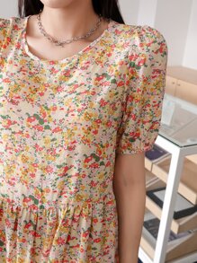 DAZY Ditsy Floral Puff Sleeve Smock Dress - Multicolor - View 4