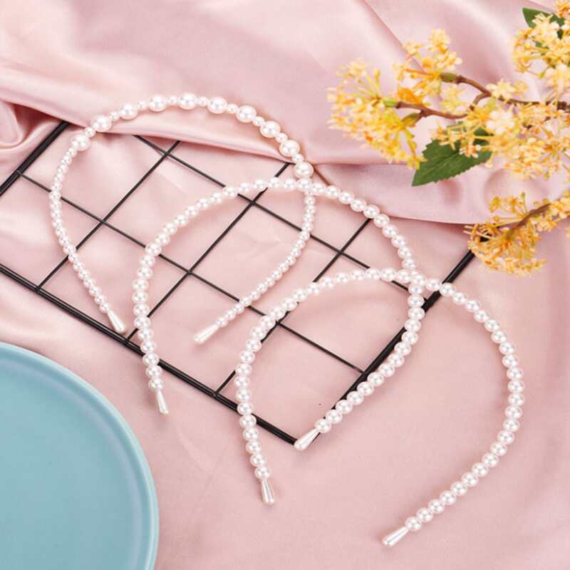 

1pc Random Faux Pearl Headband, White