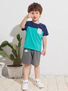 SHEIN Toddler Boys Patch Pocket Colorblock Tee - Blue - View 1