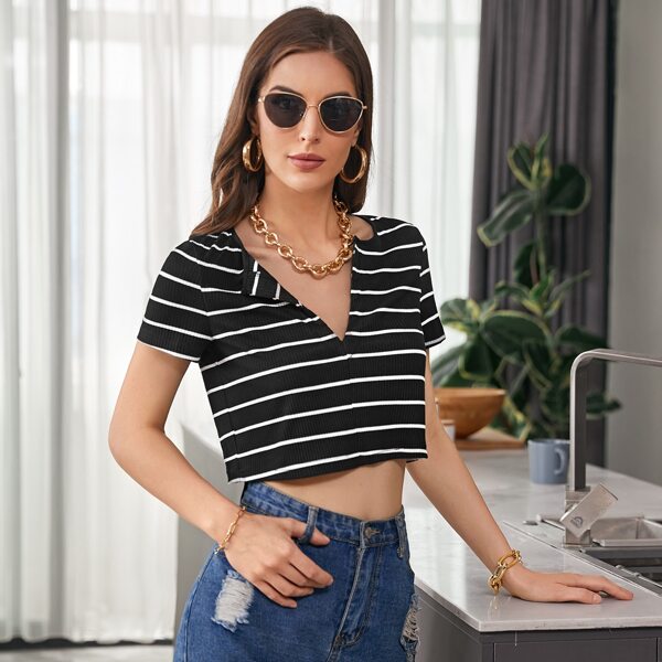

Notch Neck Striped Crop Tee, Black