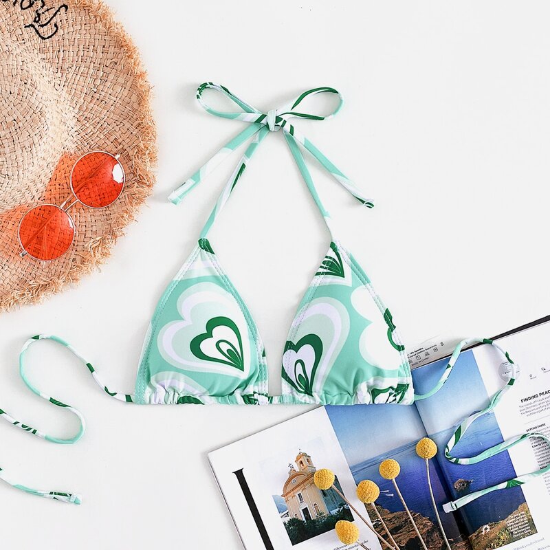 

Heart Pattern Halter Bikini Top, Multicolor