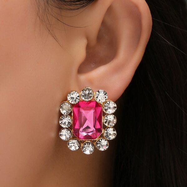 

Rhinestone Decor Stud Earrings, Red