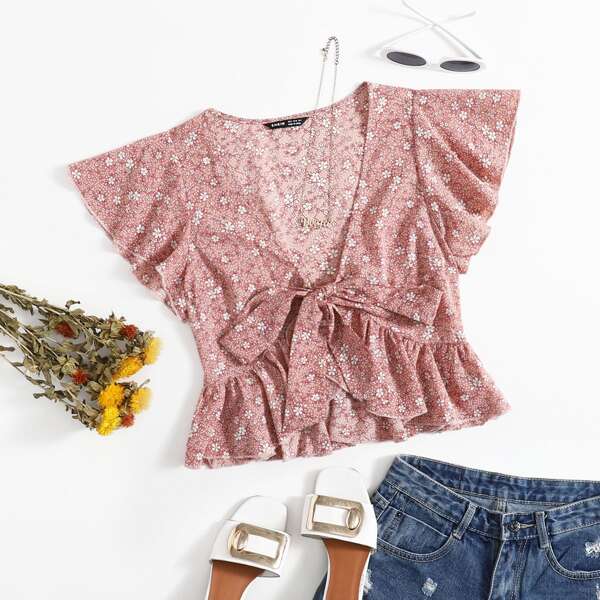 

Tie Front Ditsy Floral Peplum Blouse, Dusty pink