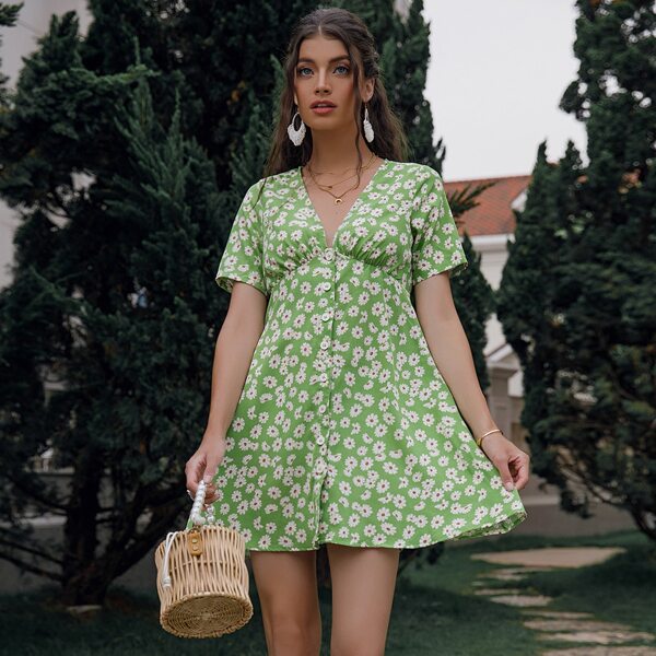 

Ruched Button Front Floral Dress, Lime green