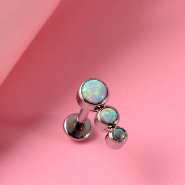 

Opal Decor Lip Stud, Multicolor