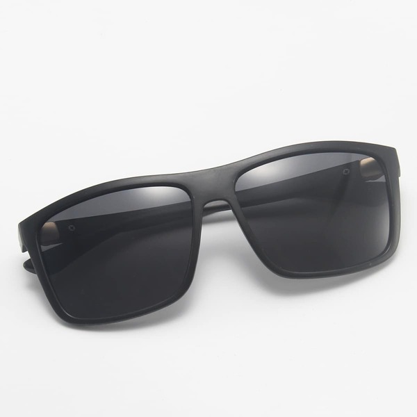 

Square Frame Tinted Lens Sunglasses
