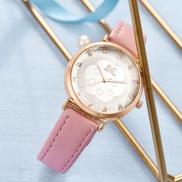

Rhinestone Decor Round Pointer Quartz Watch