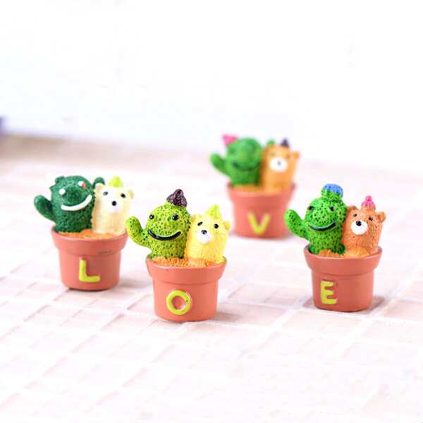 

4pcs Cactus Shaped Art Decoration, Multicolor