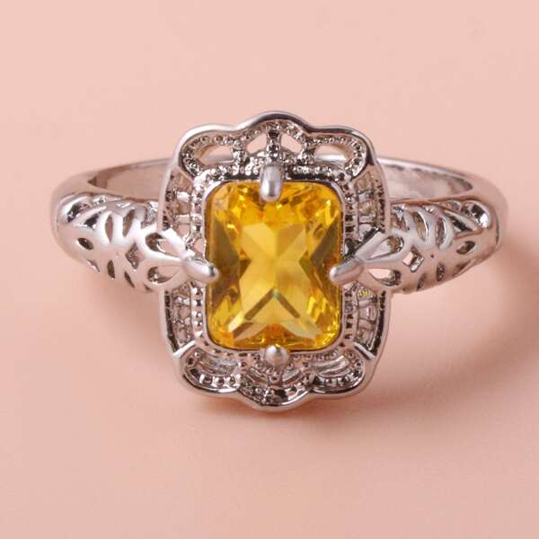 

Rhinestone Decor Ring, Yellow