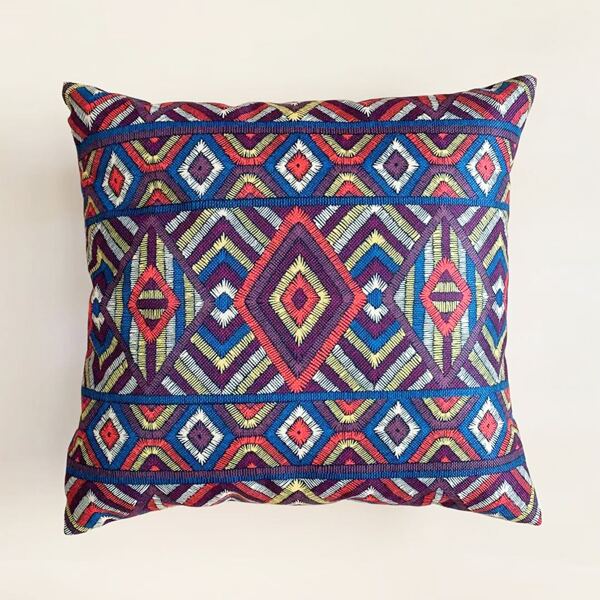 

Geometric Pattern Cushion Cover Without Filler, Multicolor