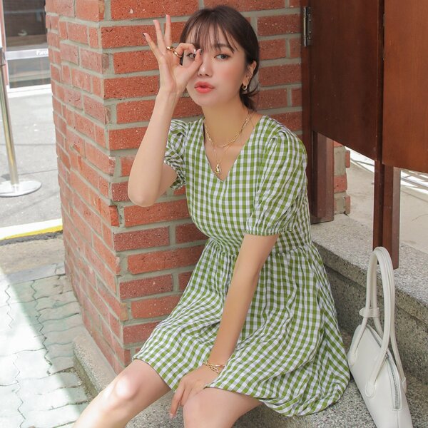 

Gingham V-neck Puff Sleeve A-line Dress, Green